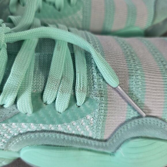 Adidas Trae Young 2 Basketball Shoes IG5333 Mint Green Men Size 11.5 US - Picture 15 of 16